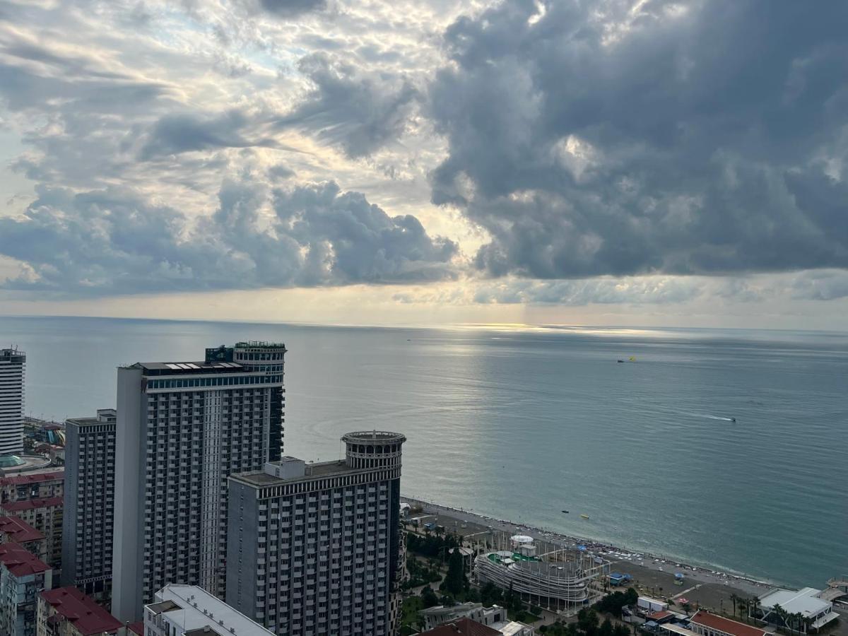 Hotel Orbi City Sea Horizon Batumi Exteriör bild